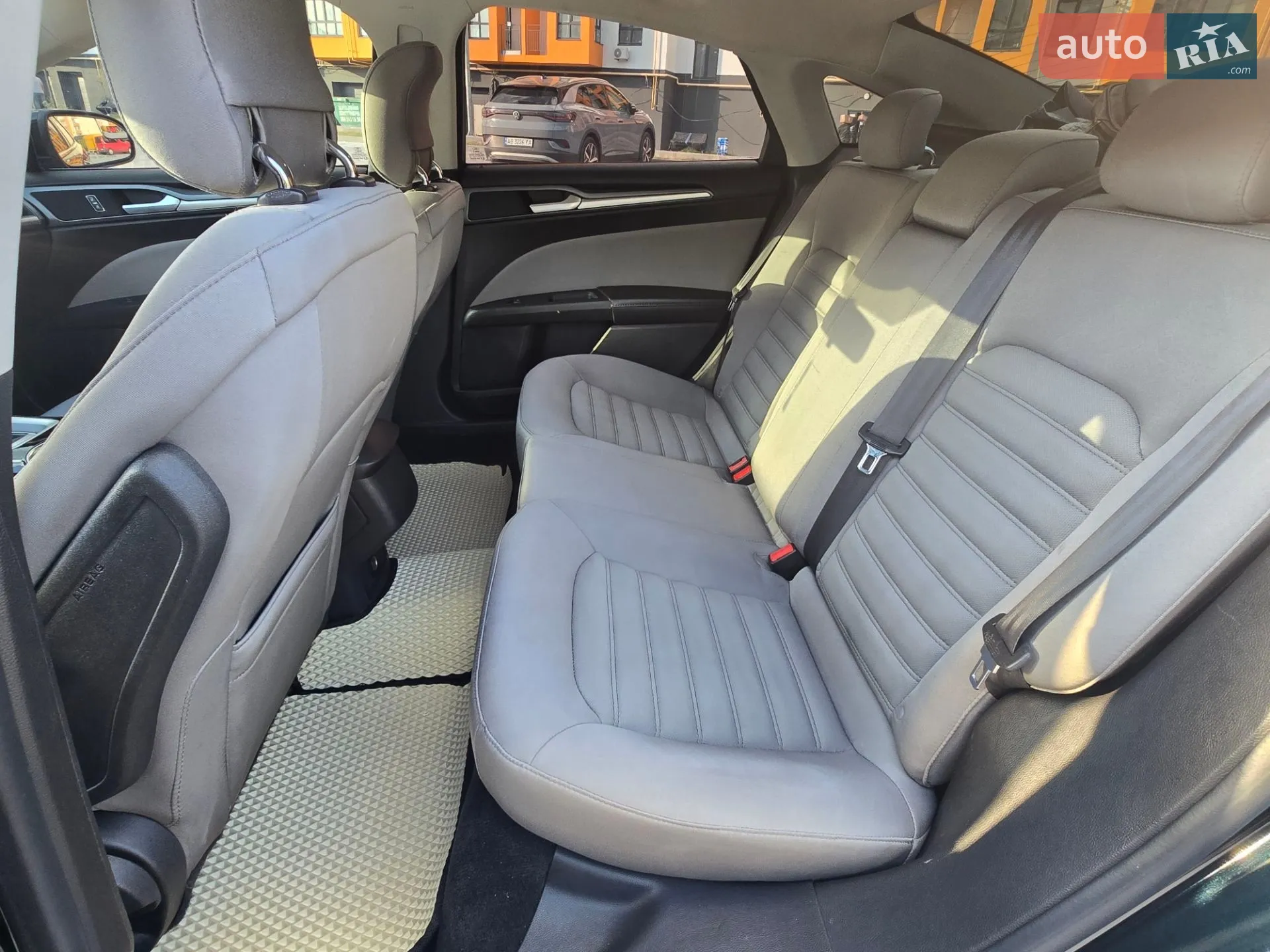2013 Ford Fusion - мініатюра 11