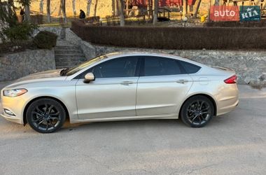 Седан Ford Fusion 2018 в Кропивницком