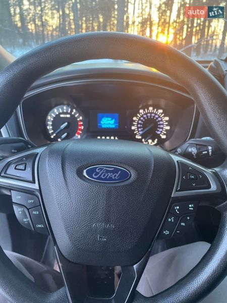 Седан Ford Fusion 2017 в Чернигове