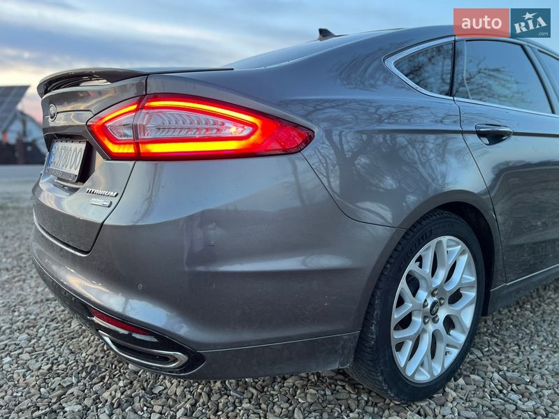 Седан Ford Fusion 2013 в Старому Самборі
