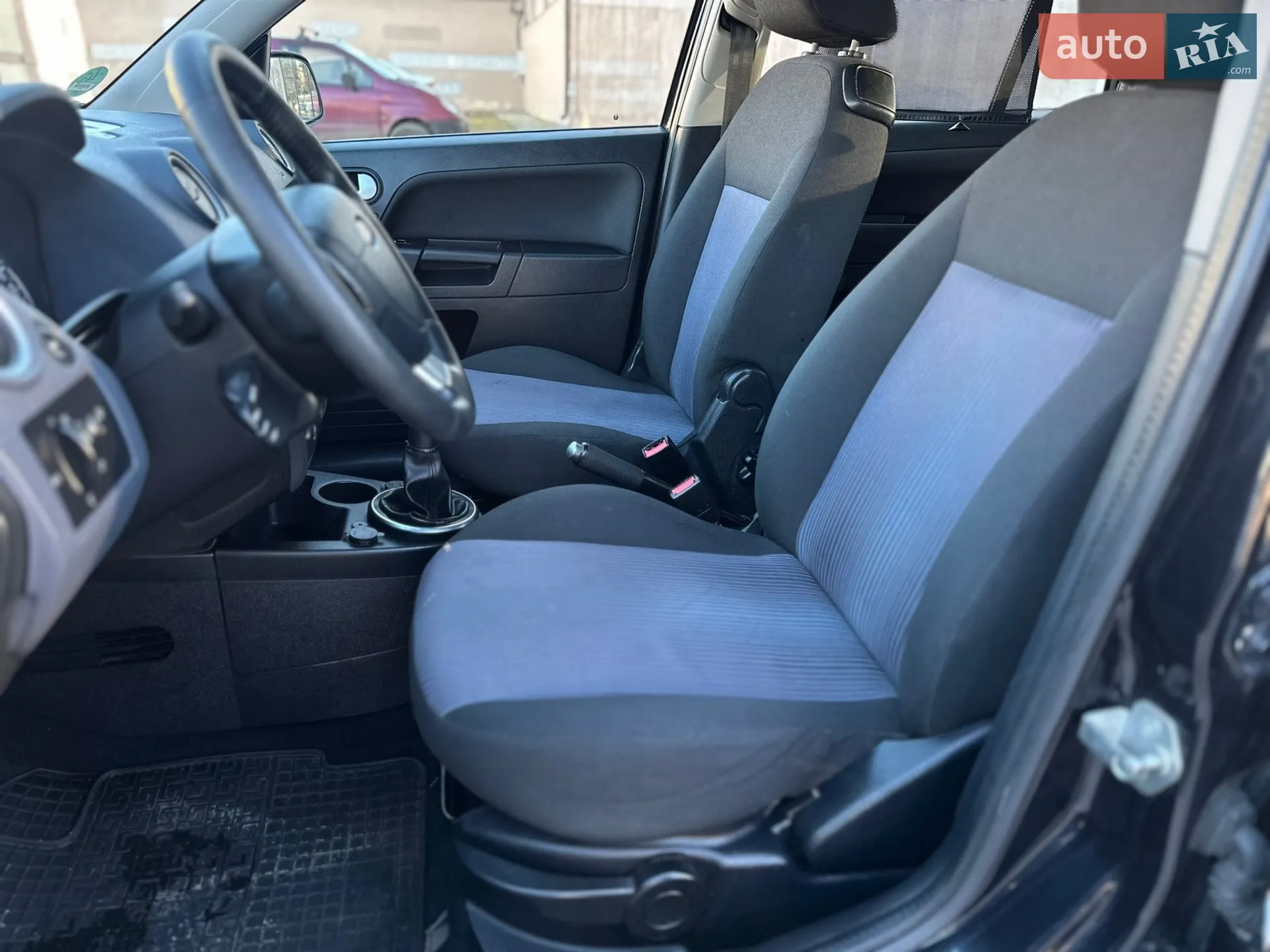 2011 Ford Fusion - мініатюра 17