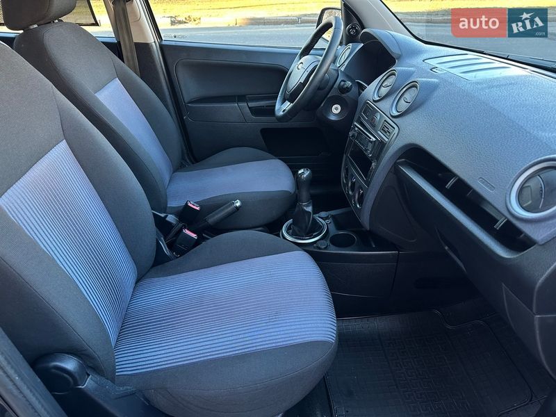 Хэтчбек Ford Fusion 2011 в Николаеве