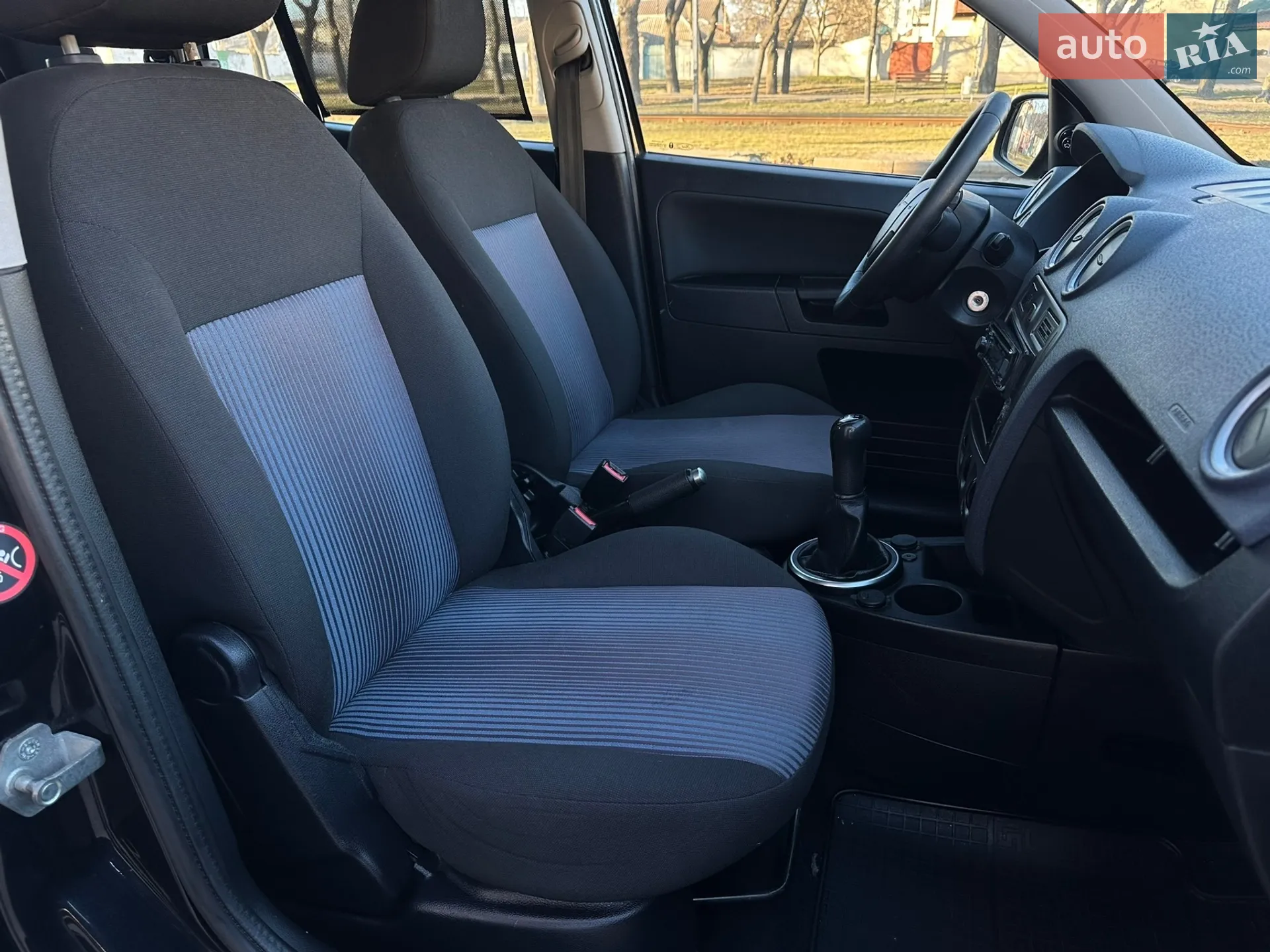 2011 Ford Fusion - мініатюра 23