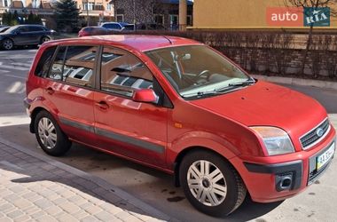 Хэтчбек Ford Fusion 2006 в Киеве