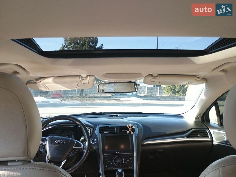 Седан Ford Fusion 2015 в Житомирі