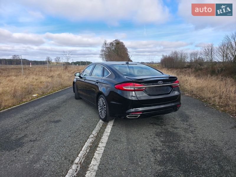 Седан Ford Fusion 2018 в Виннице