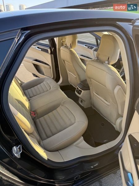 Седан Ford Fusion 2014 в Києві