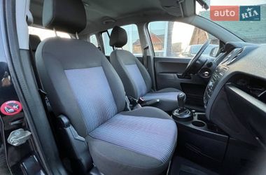 Хэтчбек Ford Fusion 2008 в Коломые