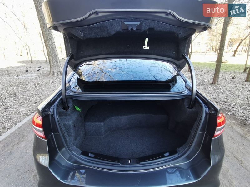 Седан Ford Fusion 2018 в Миколаєві