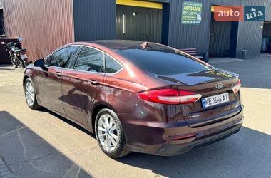 Седан Ford Fusion 2019 в Кривом Роге