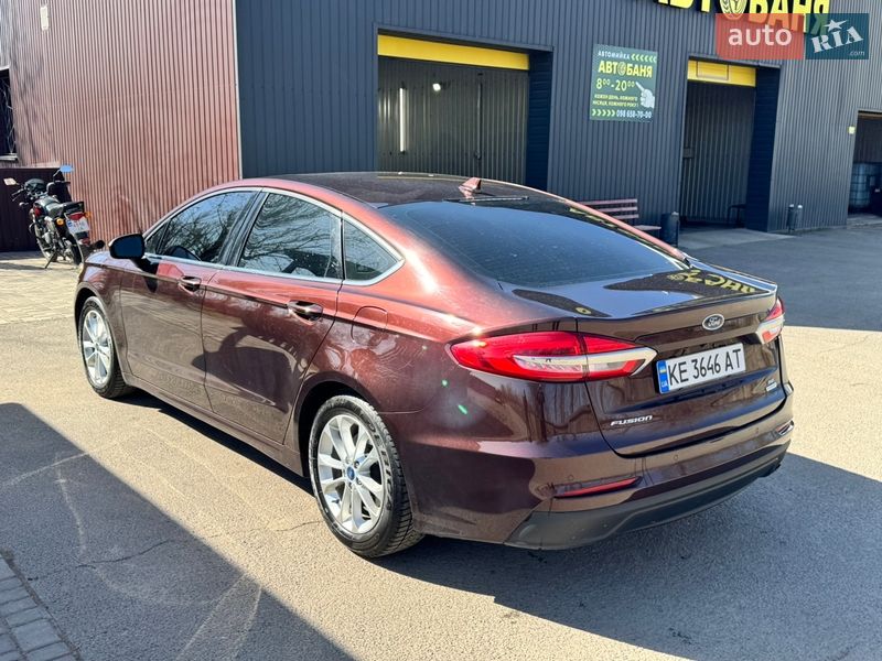 Седан Ford Fusion 2019 в Кривом Роге