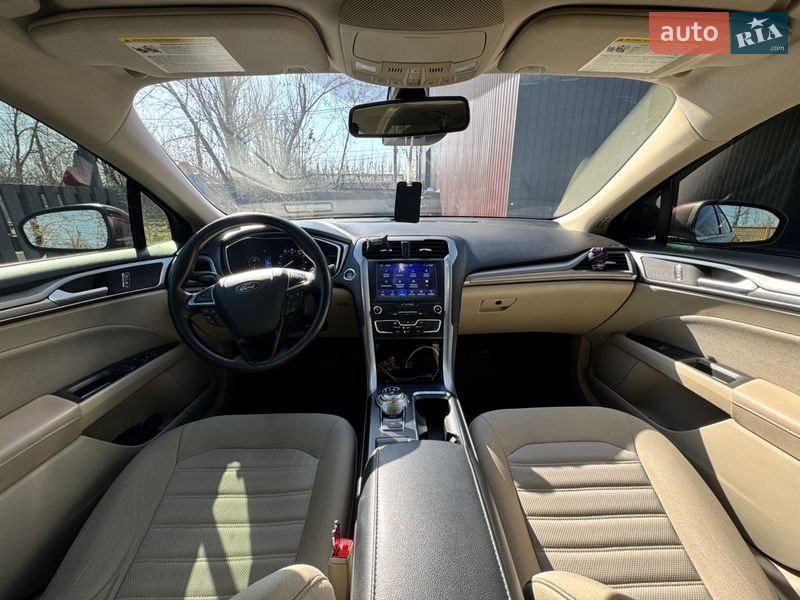Седан Ford Fusion 2019 в Кривом Роге