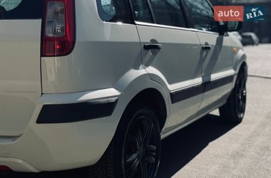 Хэтчбек Ford Fusion 2005 в Хмельницком