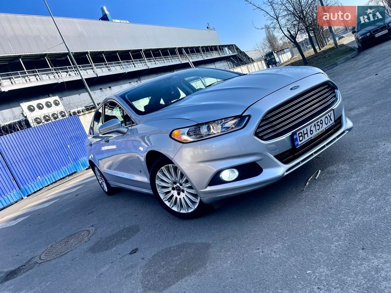 Седан Ford Fusion 2013 в Киеве
