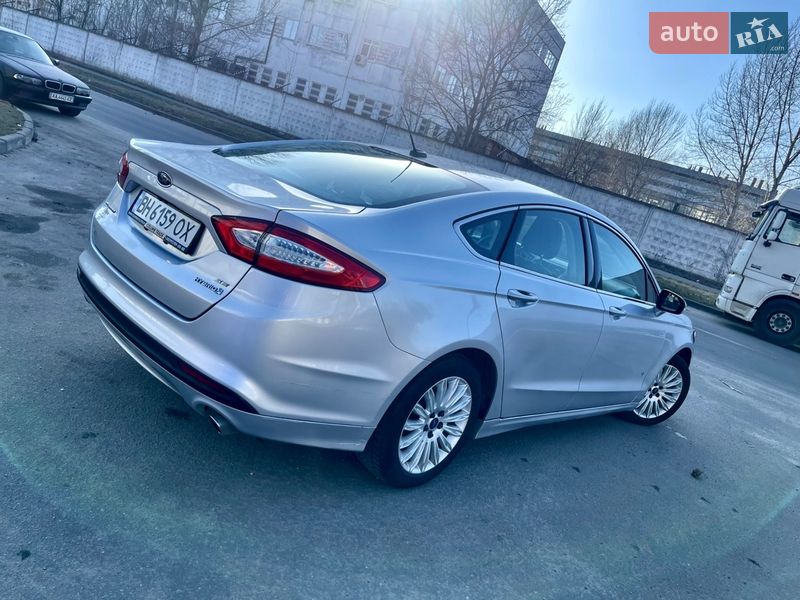 Седан Ford Fusion 2013 в Киеве