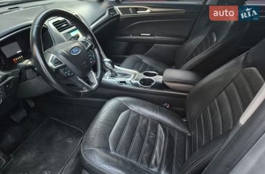Седан Ford Fusion 2013 в Херсоні