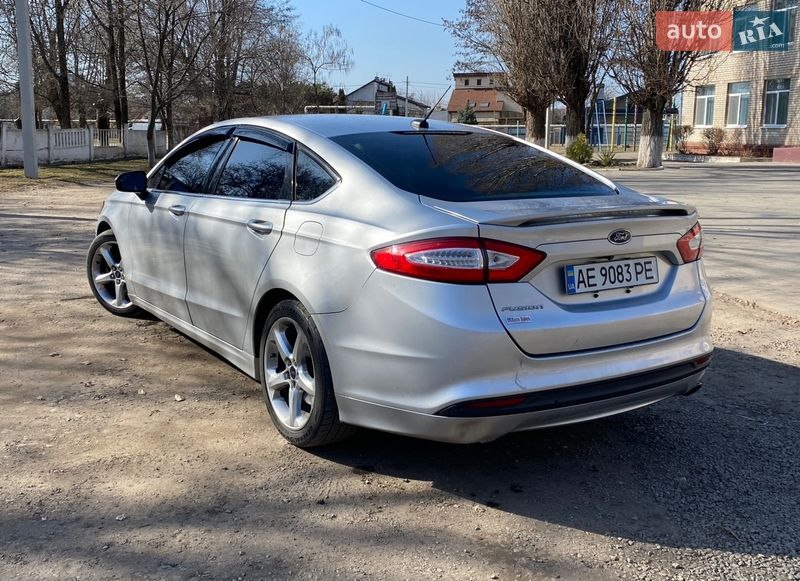 Седан Ford Fusion 2016 в Днепре