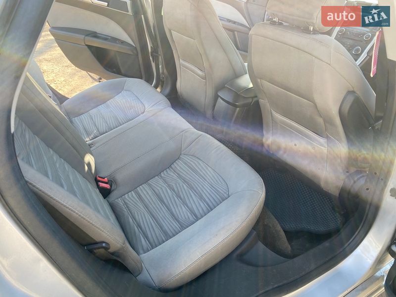 Седан Ford Fusion 2016 в Днепре