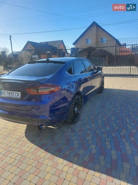 Седан Ford Fusion 2015 в Луцке