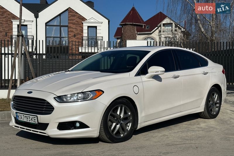 Седан Ford Fusion 2013 в Киеве