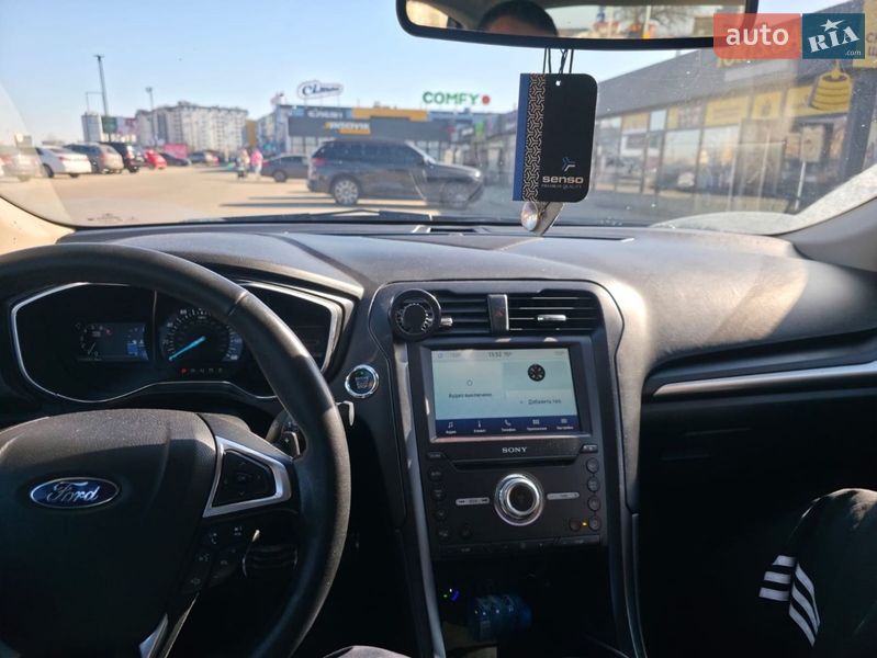 Седан Ford Fusion 2016 в Києві