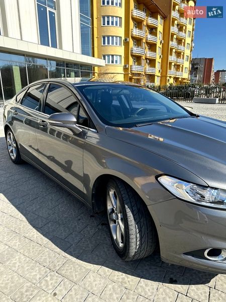 Седан Ford Fusion 2012 в Ужгороде