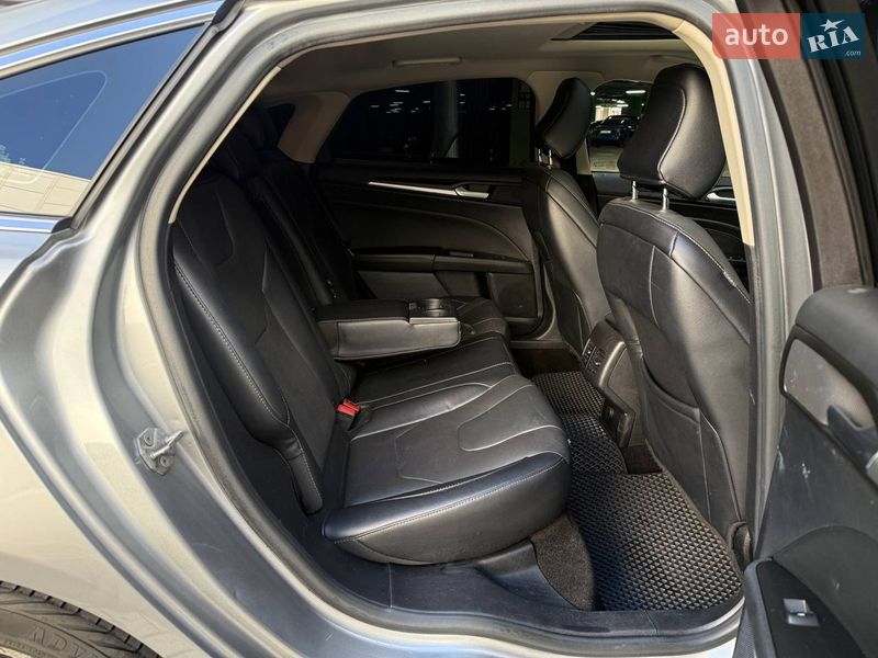 Седан Ford Fusion 2019 в Києві