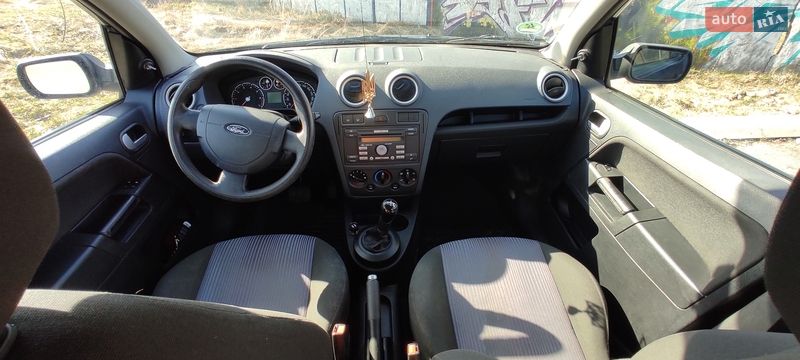 Седан Ford Fusion 2006 в Львове