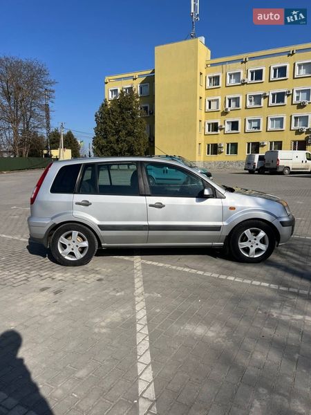 Хэтчбек Ford Fusion 2007 в Львове