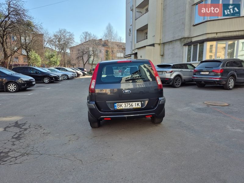 Хэтчбек Ford Fusion 2009 в Ровно