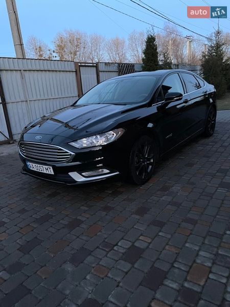 Седан Ford Fusion 2018 в Вышгороде