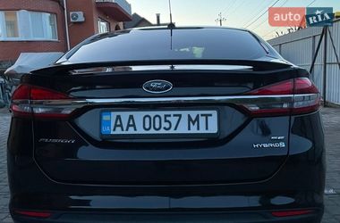 Седан Ford Fusion 2018 в Вышгороде