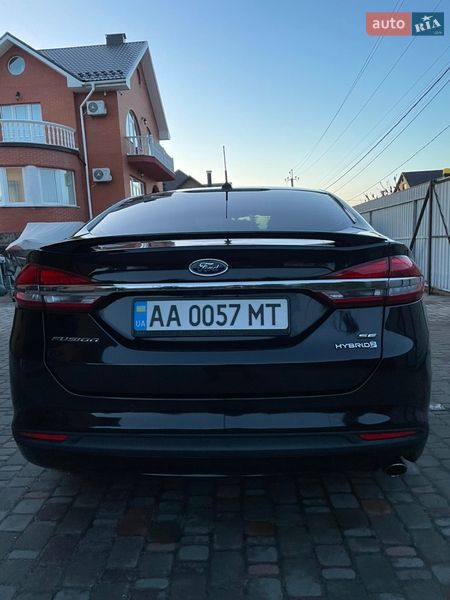 Седан Ford Fusion 2018 в Вышгороде