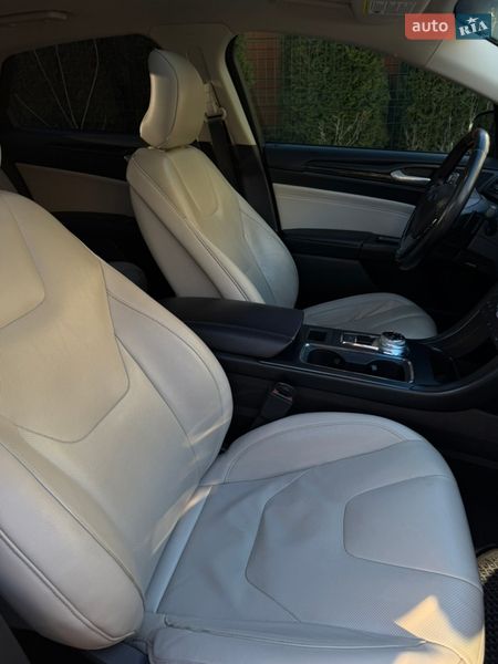 Седан Ford Fusion 2016 в Киеве