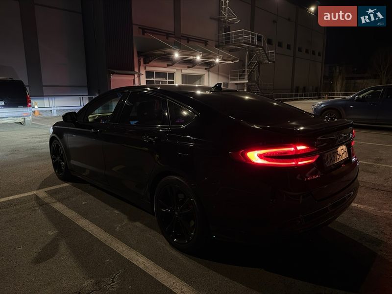 Седан Ford Fusion 2016 в Киеве