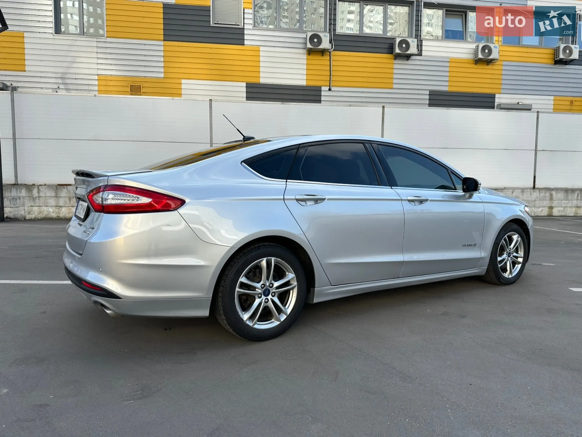 2016 Ford Fusion - мініатюра 7