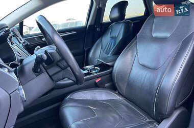 Седан Ford Fusion 2014 в Львові