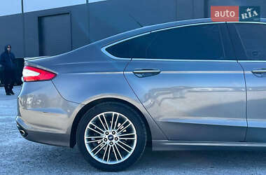 Седан Ford Fusion 2014 в Львові