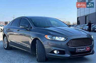 Седан Ford Fusion 2014 в Львові