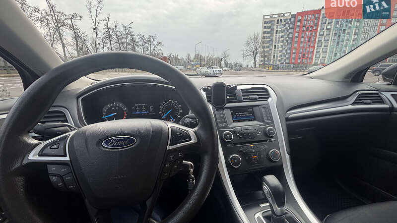 Седан Ford Fusion 2015 в Киеве