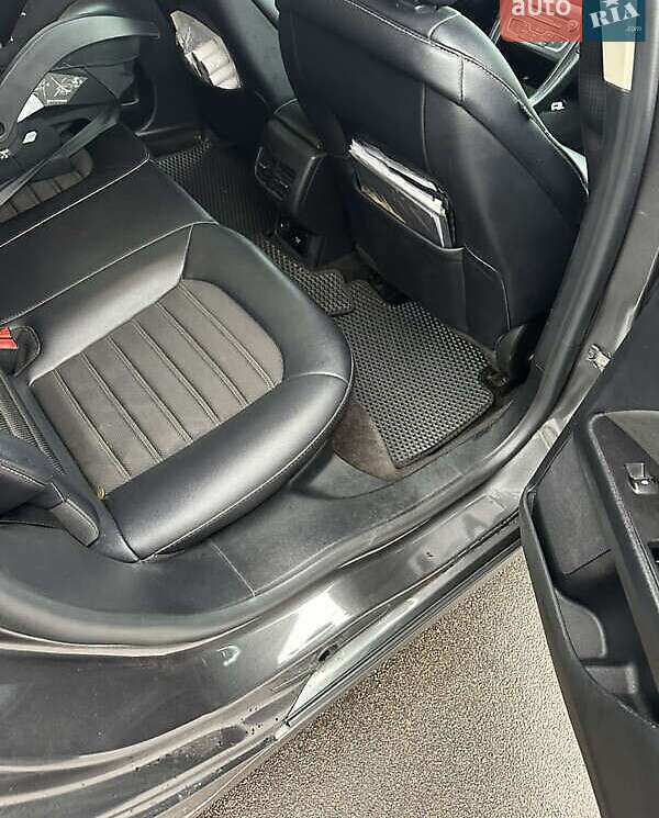 Седан Ford Fusion 2018 в Киеве фото 6 Седан Ford Fusion 2018 в Киеве