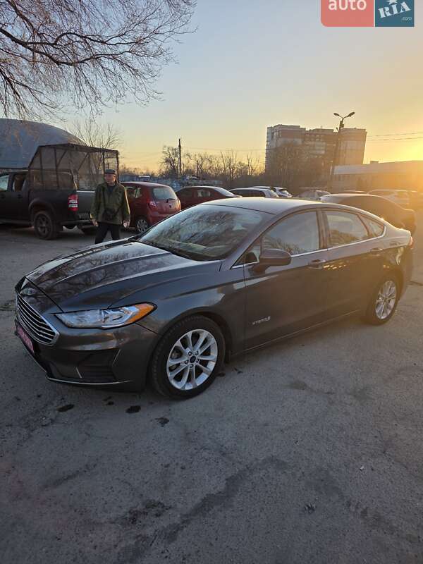 Седан Ford Fusion 2019 в Запорожье