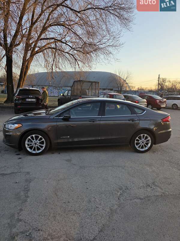 Седан Ford Fusion 2019 в Запорожье