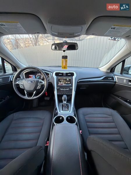 Седан Ford Fusion 2015 в Ивано-Франковске