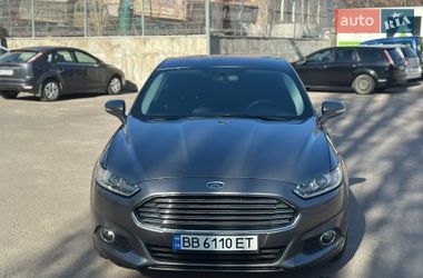 Седан Ford Fusion 2013 в Ровно
