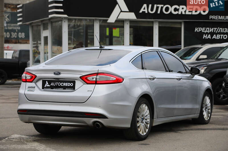 Седан Ford Fusion 2016 в Харькове