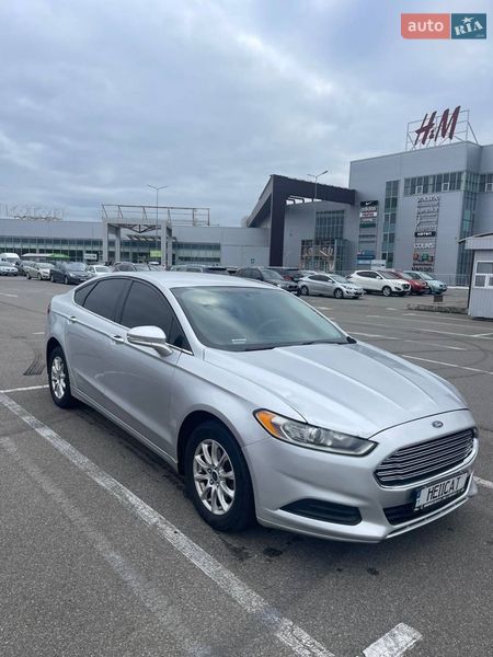 Седан Ford Fusion 2015 в Києві
