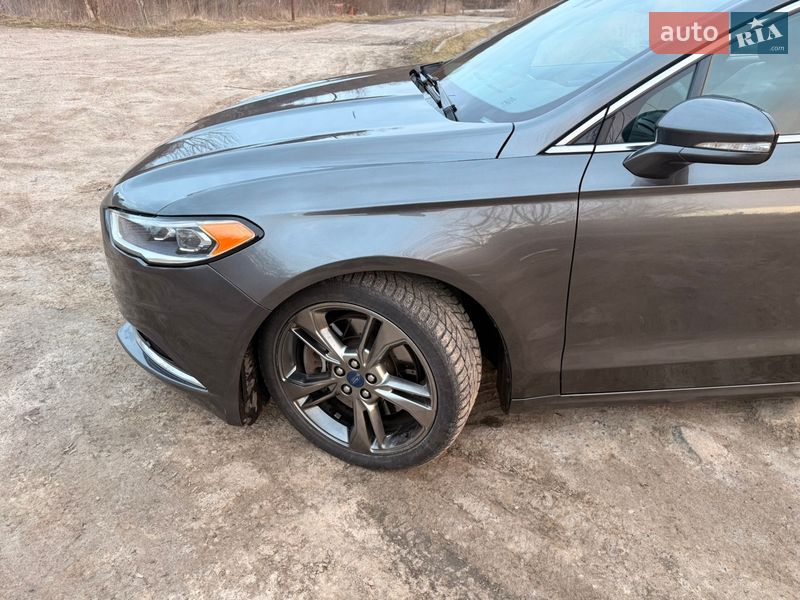 Седан Ford Fusion 2016 в Києві