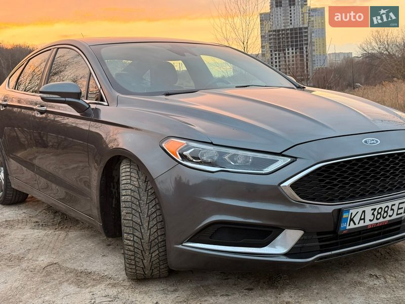 Седан Ford Fusion 2016 в Києві