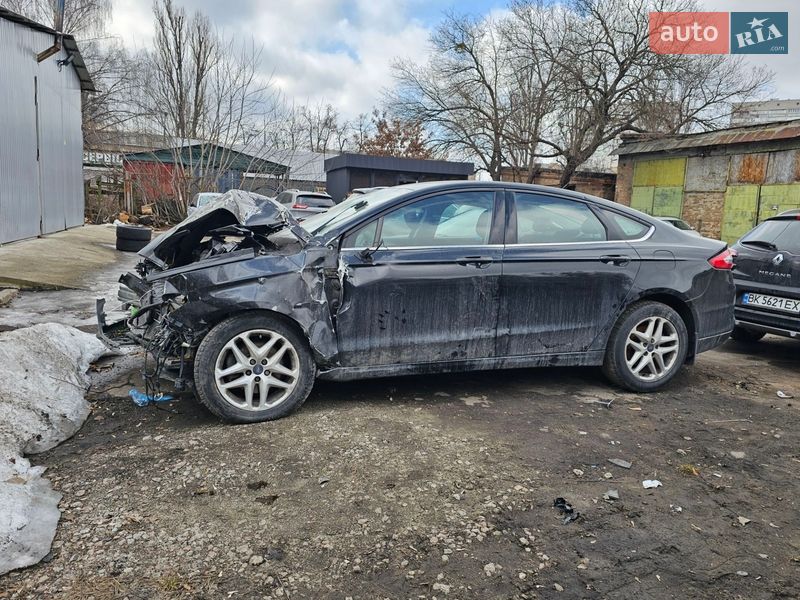 Седан Ford Fusion 2014 в Киеве фото 4 Седан Ford Fusion 2014 в Киеве